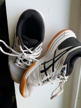 Asics White, Black & Gum-Accent Volleyball Shoes